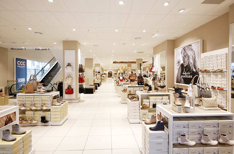 Innenansicht des CCC Shops am Alexanderplatz Berlin, Referenz-Shop der Figo Gmbh, Shopdesign, Shopkonzeption, Projektleitung und Bauleitung