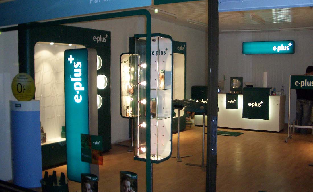 eplus_base - Referenz der Figo Gmbh, Shopdesign, Shopkonzeption, Projektleitung und Bauleitung