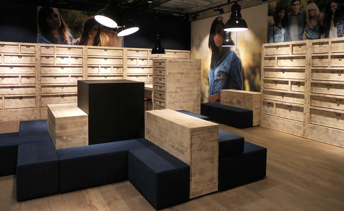 mustang jeans - Referenz der Figo Gmbh, Shopdesign, Shopkonzeption, Projektleitung und Bauleitung