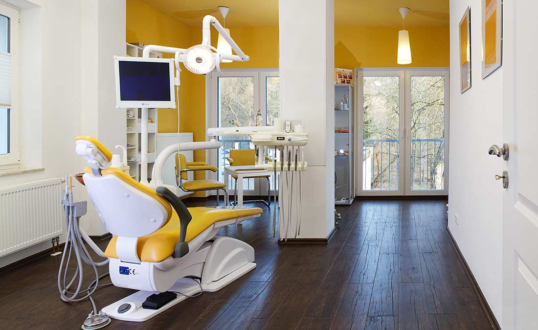 Praxen Behandlungsraum - Referenz der Figo Gmbh, Shopdesign, Shopkonzeption, Projektleitung und Bauleitung